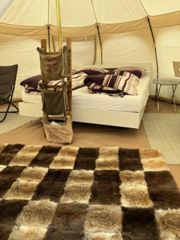 Natuur-Like Glamping In Bosland NeerNeerpelt Zewnętrze zdjęcie